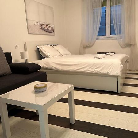 Lana Apartman Белград Екстер'єр фото
