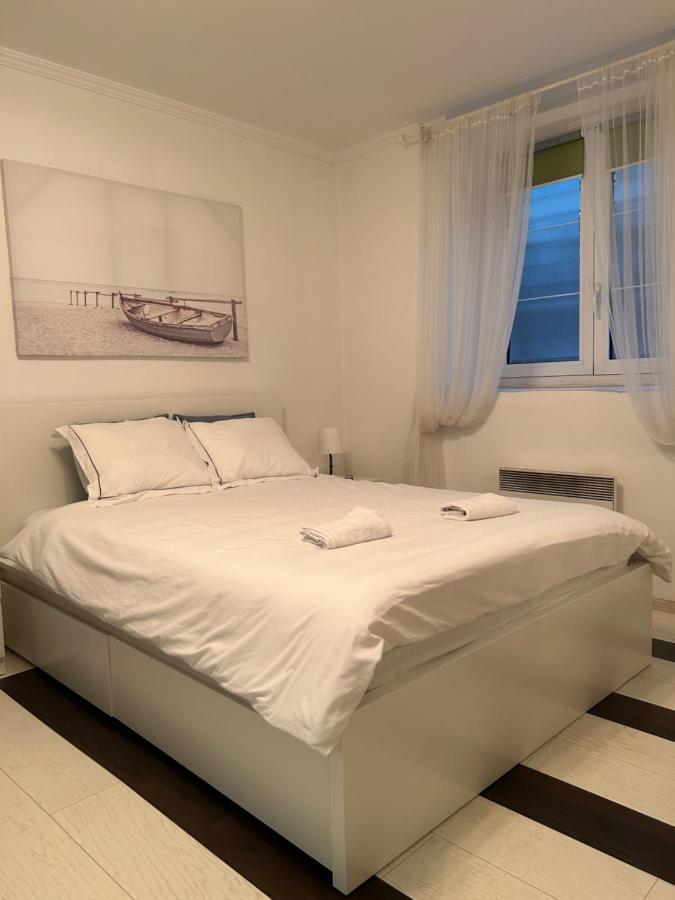 Lana Apartman Белград Екстер'єр фото